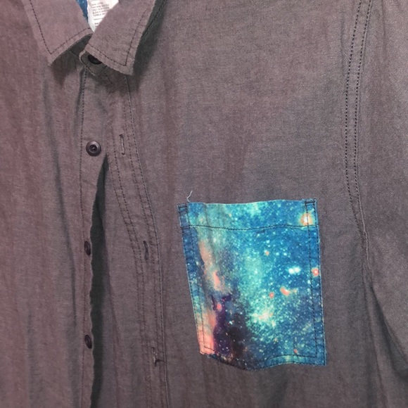 Galaxy Pocket Button down Short sleeve Shirt /ON THE BYAS - Picture 3 of 5